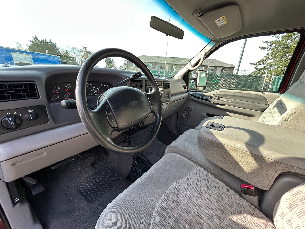 Ford Super Duty F-350 SRW Supercab 142" XLT 4WD 2000