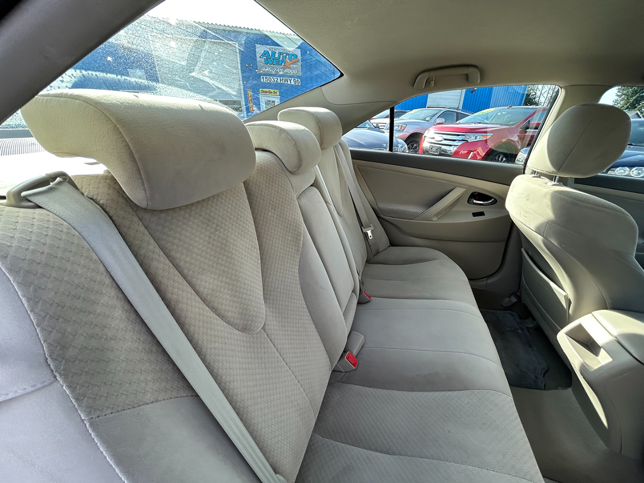 Toyota Camry 4dr Sdn LE Auto 2009