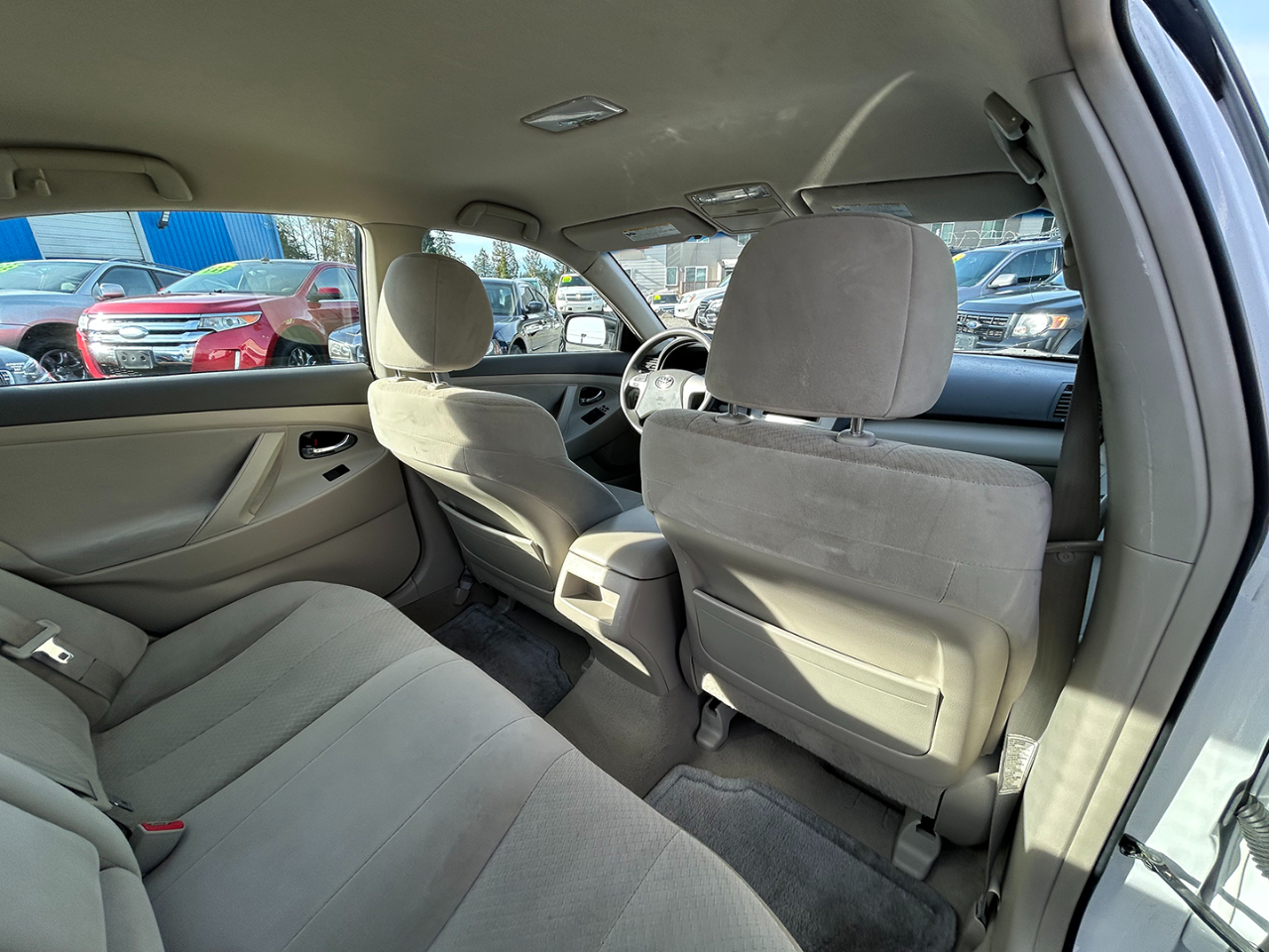 Toyota Camry 4dr Sdn LE Auto 2009