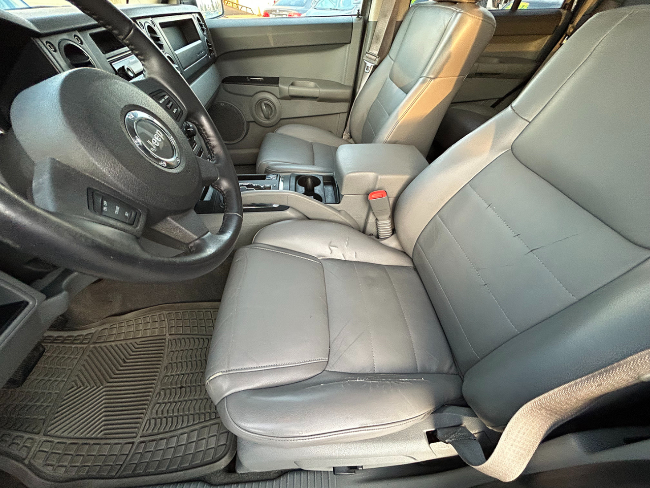 Jeep Commander 4dr 2006