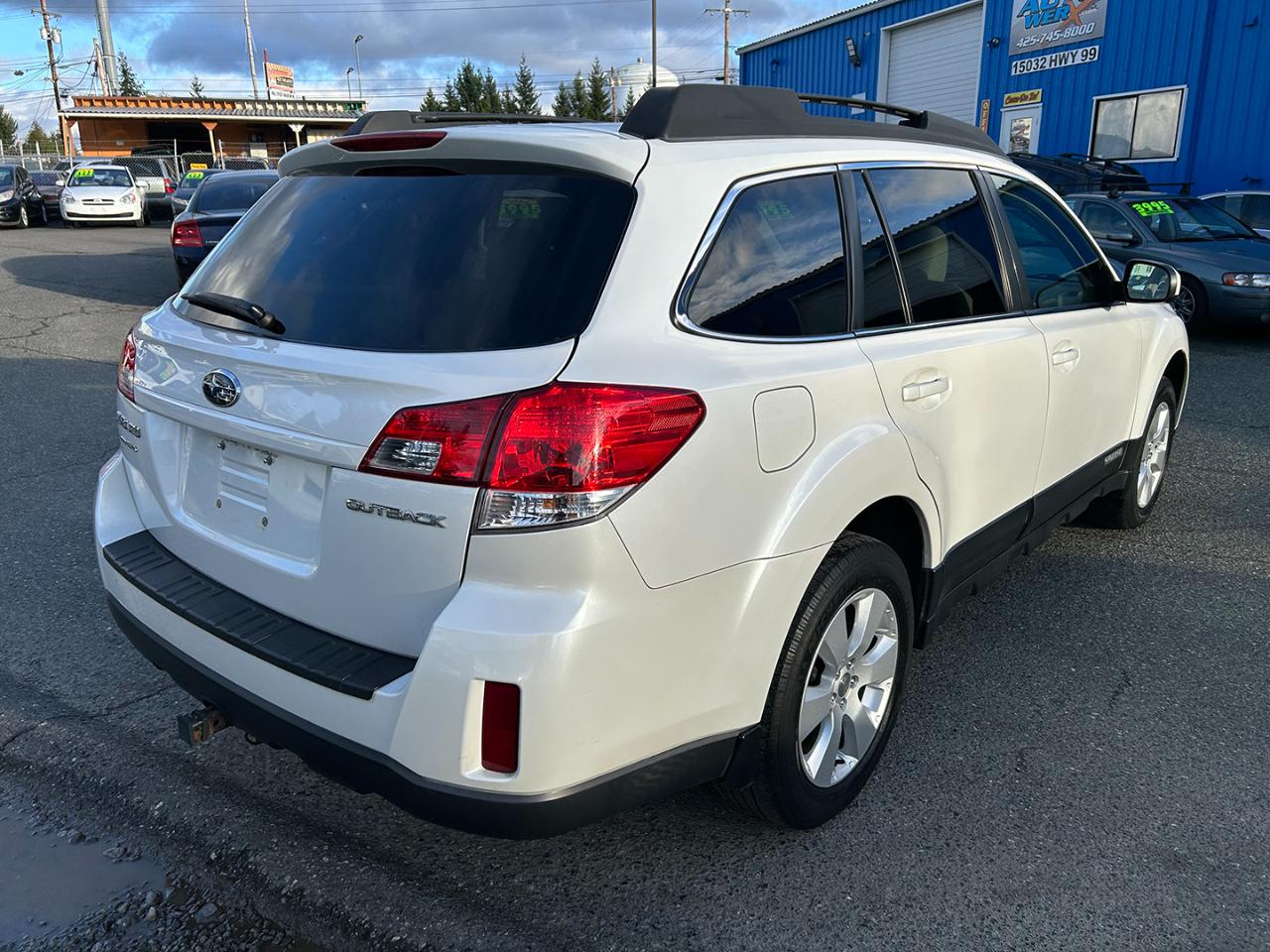 Subaru Outback 4dr Wgn H4 Auto 2.5i Ltd Pwr Moon 2010