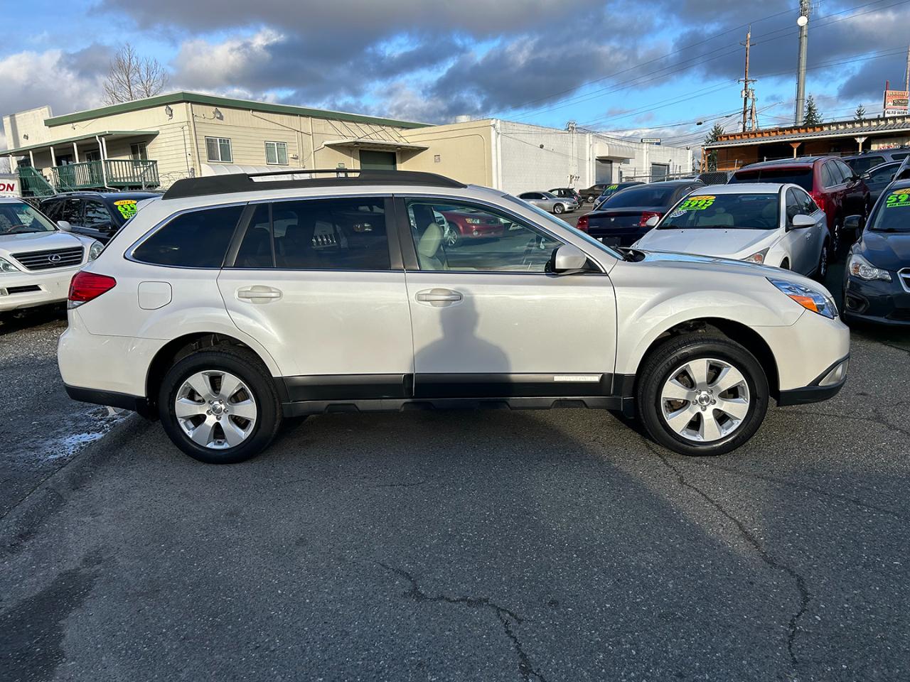 Subaru Outback 4dr Wgn H4 Auto 2.5i Ltd Pwr Moon 2010