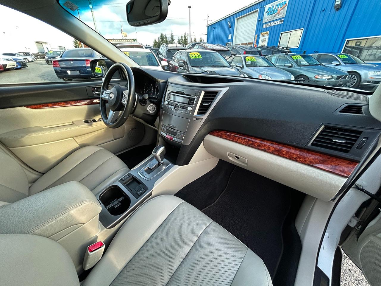 Subaru Outback 4dr Wgn H4 Auto 2.5i Ltd Pwr Moon 2010