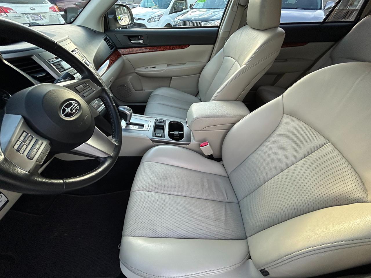 Subaru Outback 4dr Wgn H4 Auto 2.5i Ltd Pwr Moon 2010