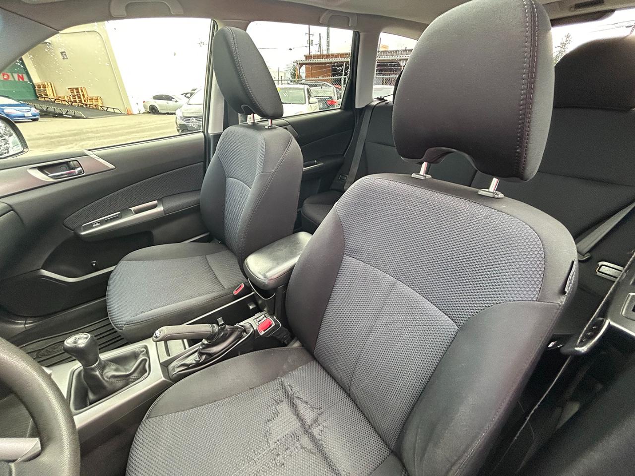 Subaru Forester 4dr Man 2.5X Premium 2013