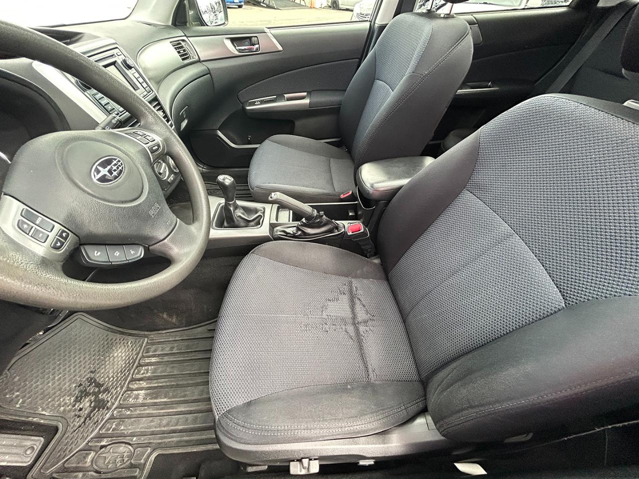 Subaru Forester 4dr Man 2.5X Premium 2013