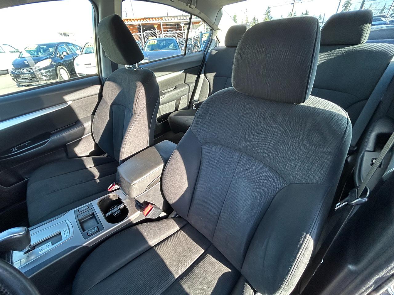 Subaru Legacy 4dr Sdn H4 Auto 2.5i Premium 2013