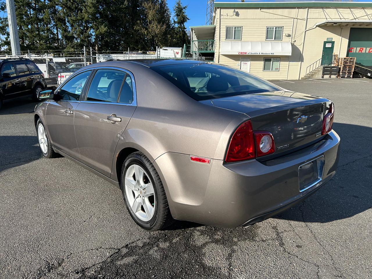Chevrolet Malibu 4dr Sdn LS w/1FL 2010