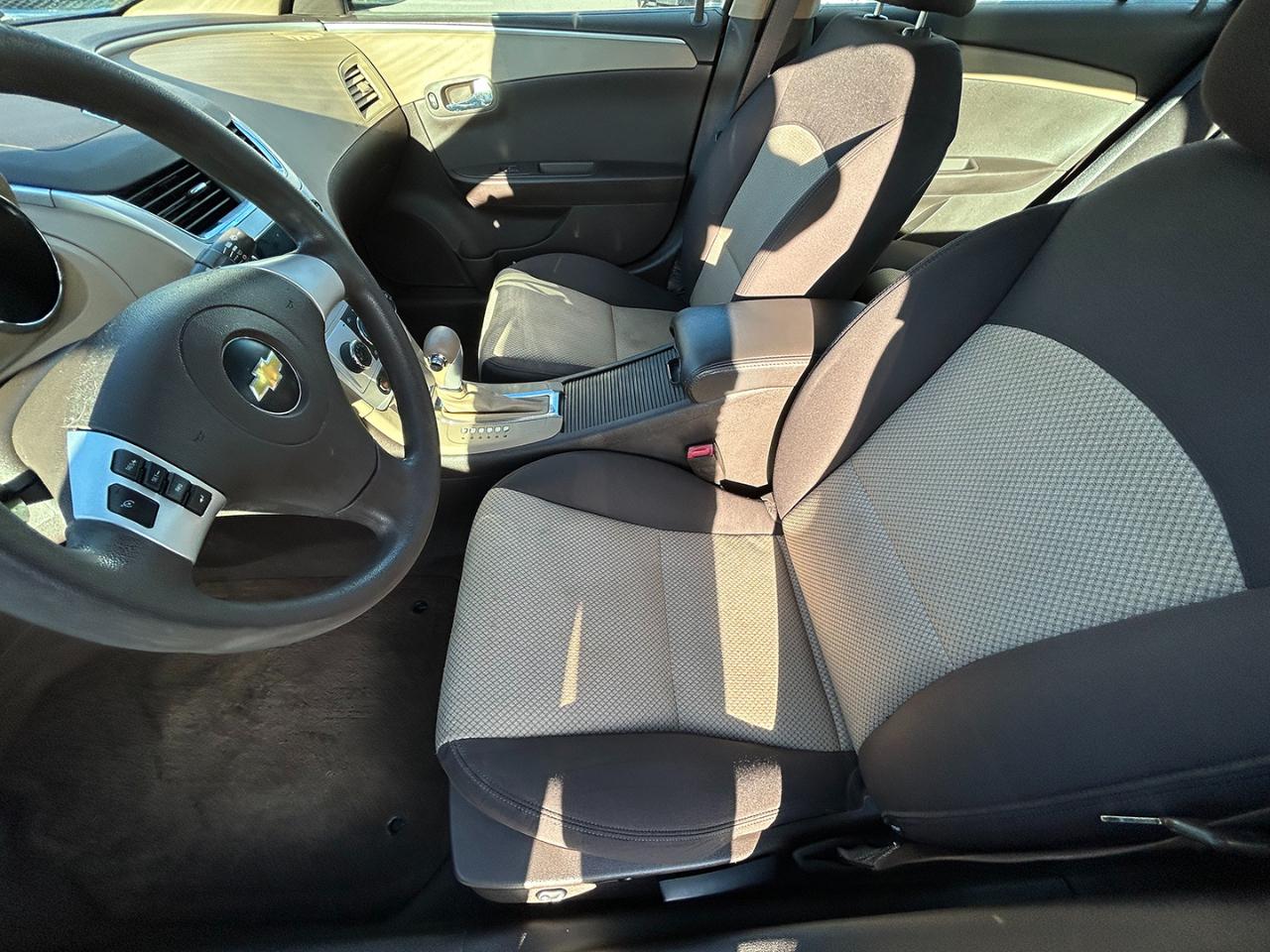 Chevrolet Malibu 4dr Sdn LS w/1FL 2010