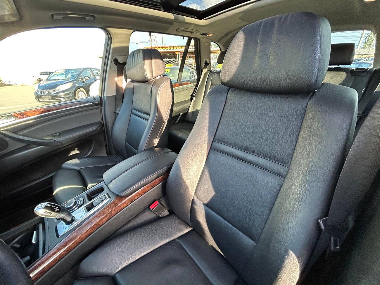 BMW X5 AWD 4dr 35i 2012