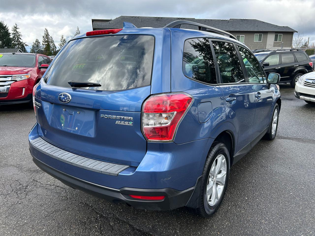 Subaru Forester 4dr CVT 2.5i Premium PZEV 2016