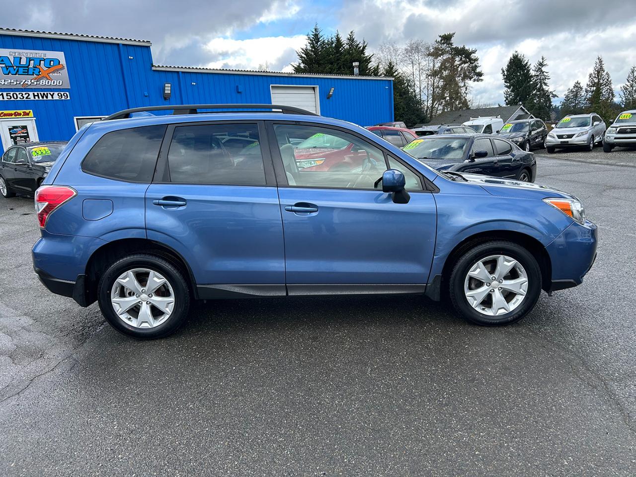 Subaru Forester 4dr CVT 2.5i Premium PZEV 2016