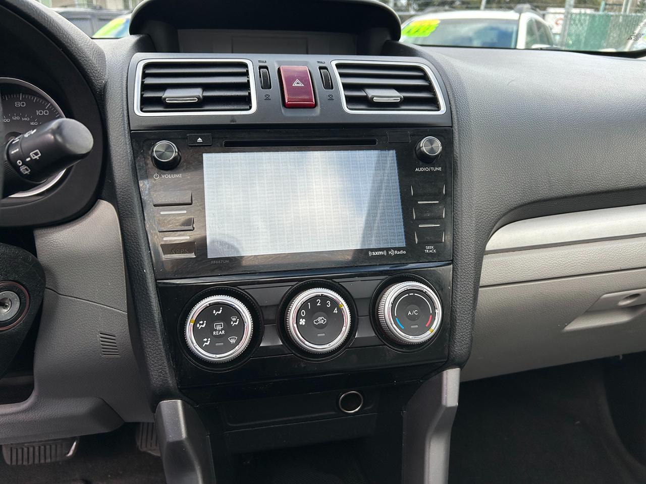 Subaru Forester 4dr CVT 2.5i Premium PZEV 2016