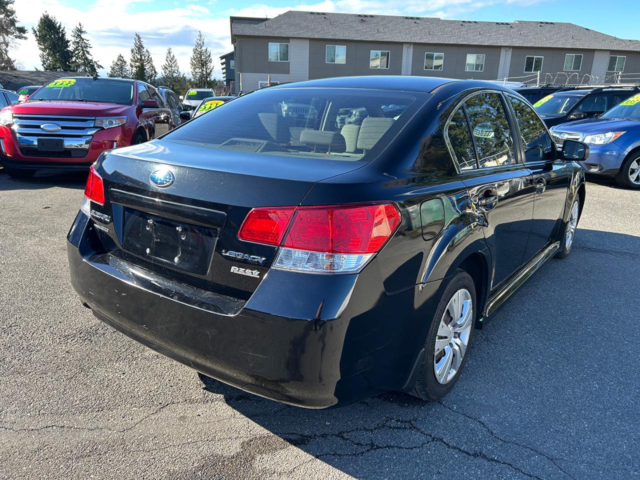 Subaru Legacy 4dr Sdn H4 Auto 2.5i 2013