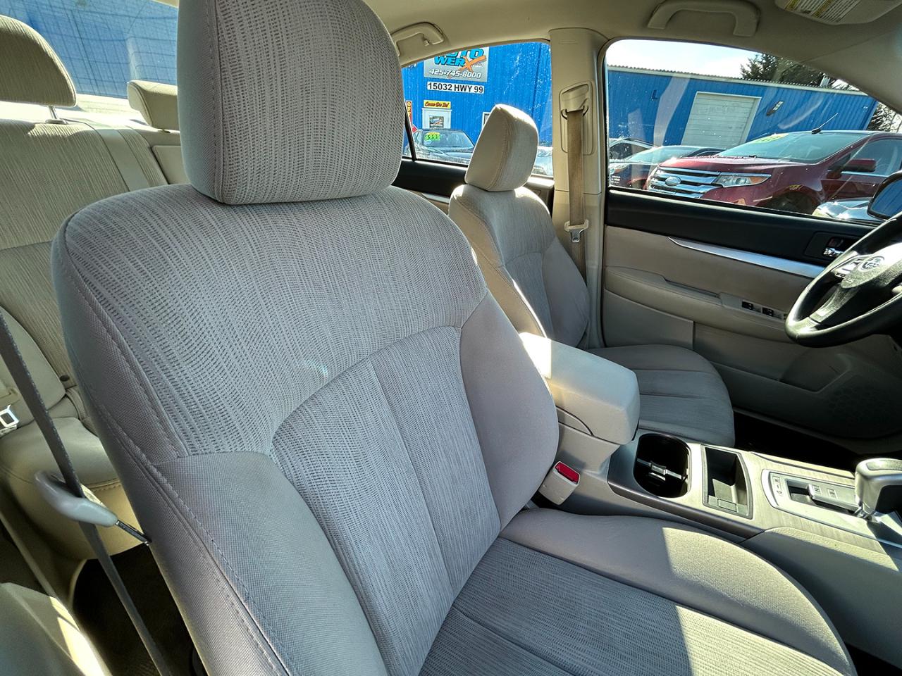 Subaru Legacy 4dr Sdn H4 Auto 2.5i 2013