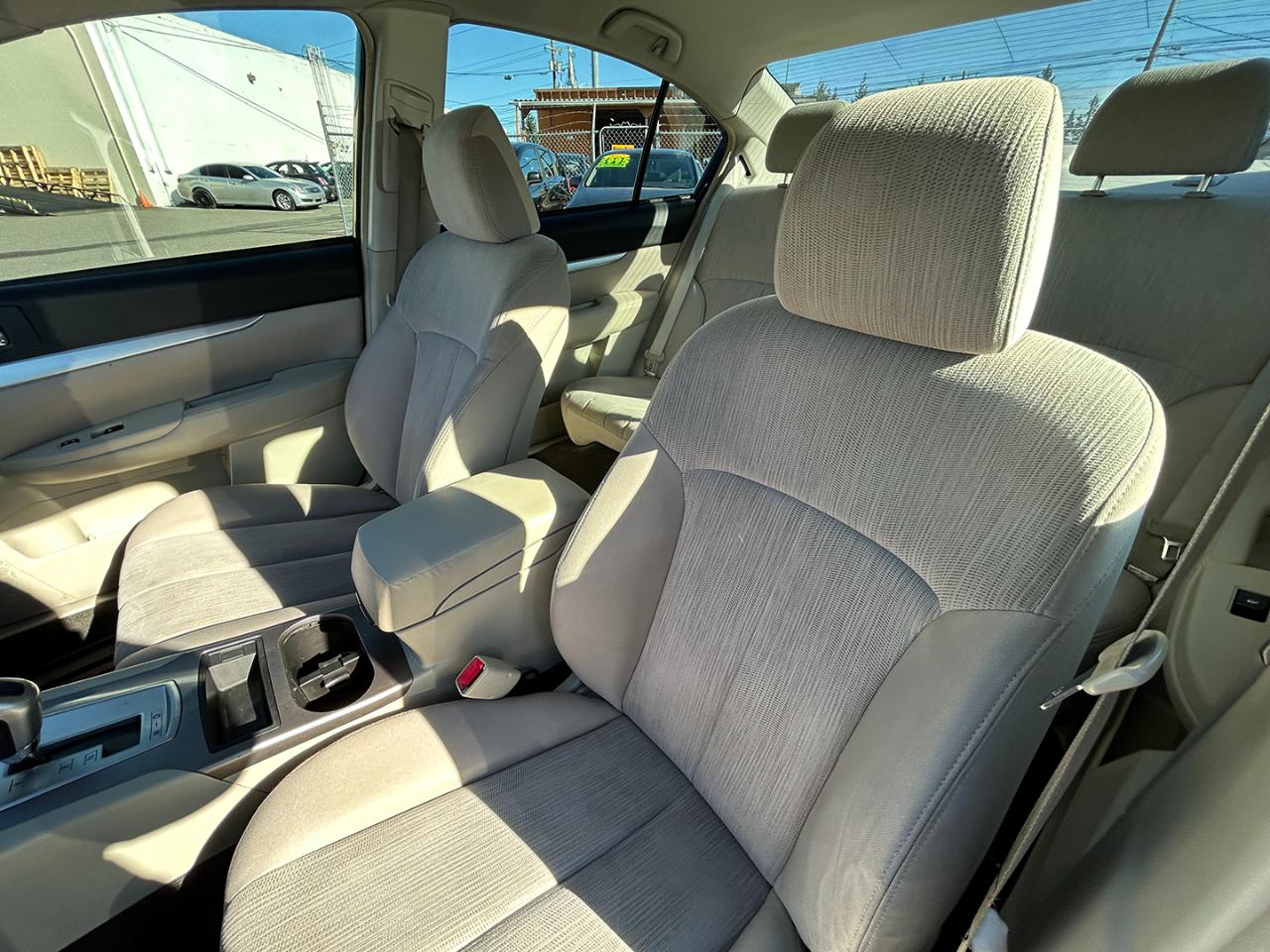 Subaru Legacy 4dr Sdn H4 Auto 2.5i 2013