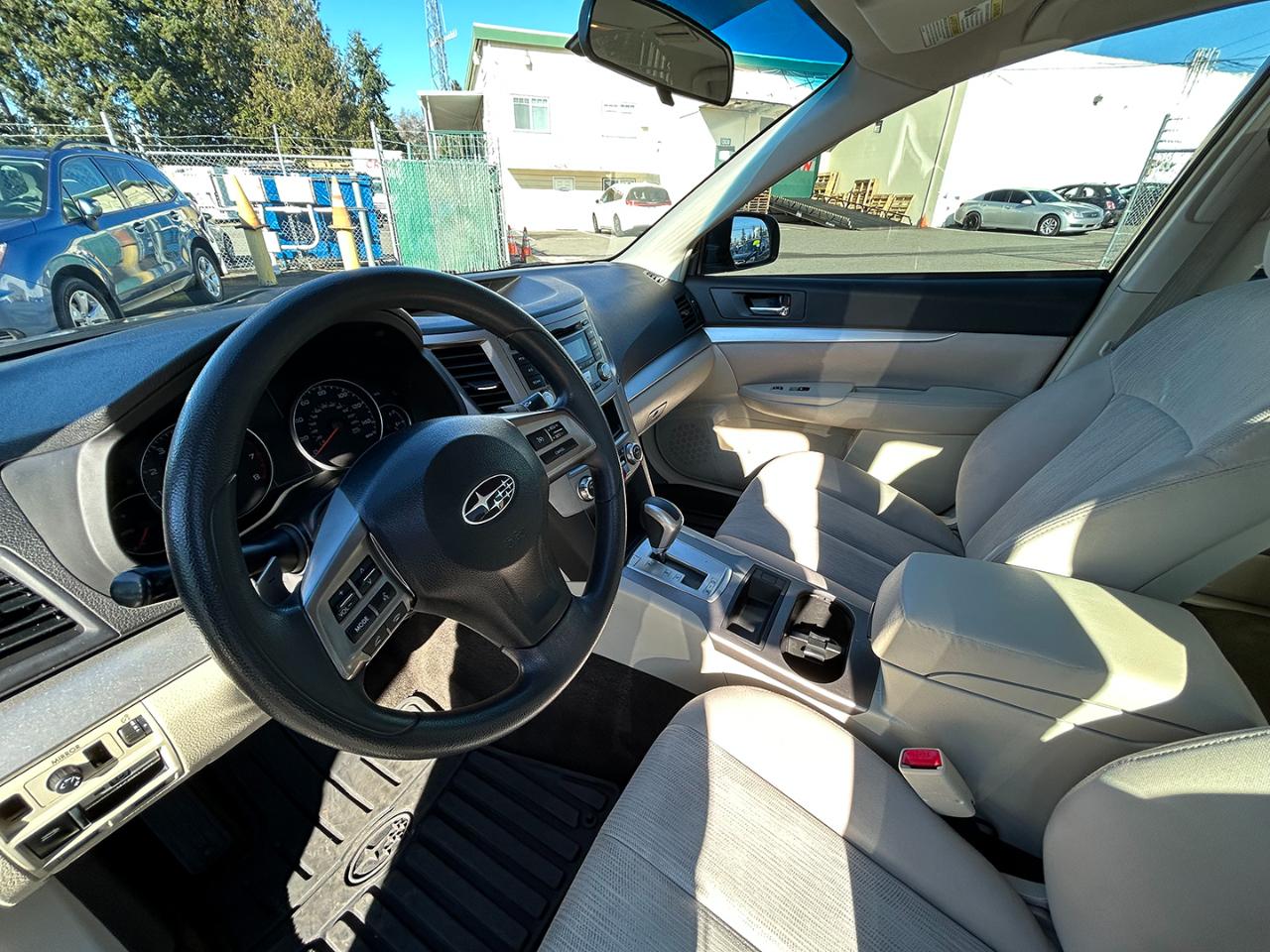 Subaru Legacy 4dr Sdn H4 Auto 2.5i 2013