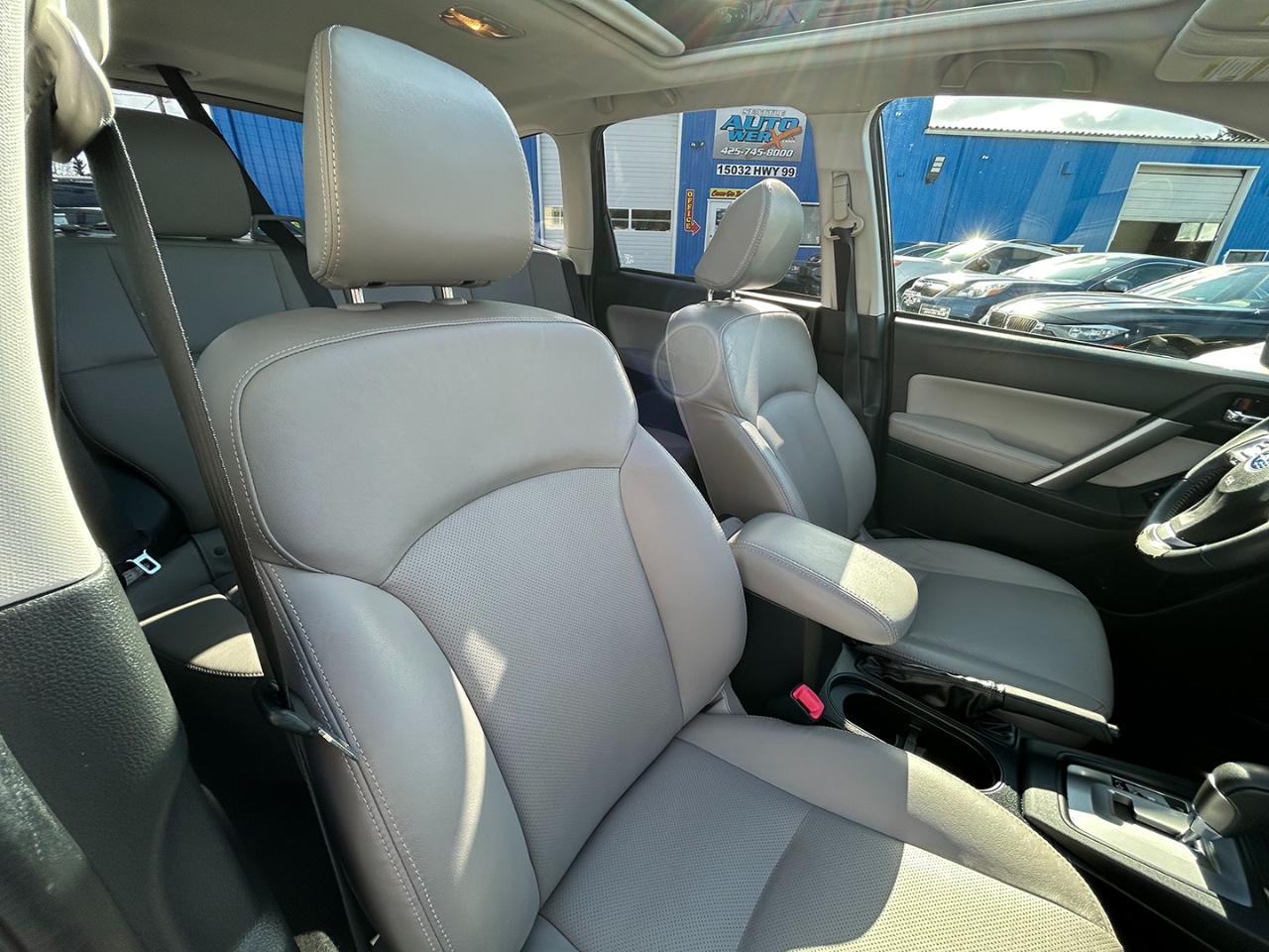 Subaru Forester 4dr Auto 2.5i Limited PZEV 2014