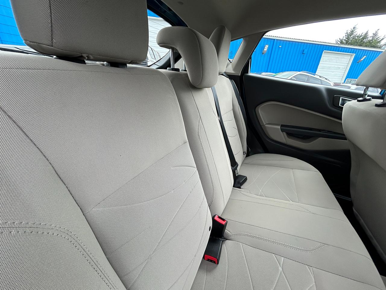 Ford Fiesta 5dr HB SE 2014