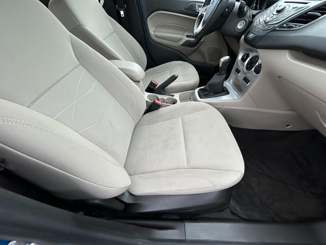 Ford Fiesta 5dr HB SE 2014