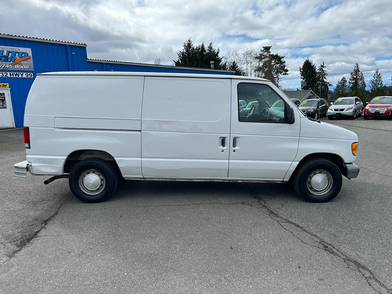 Ford Econoline Cargo Van E-150 1999