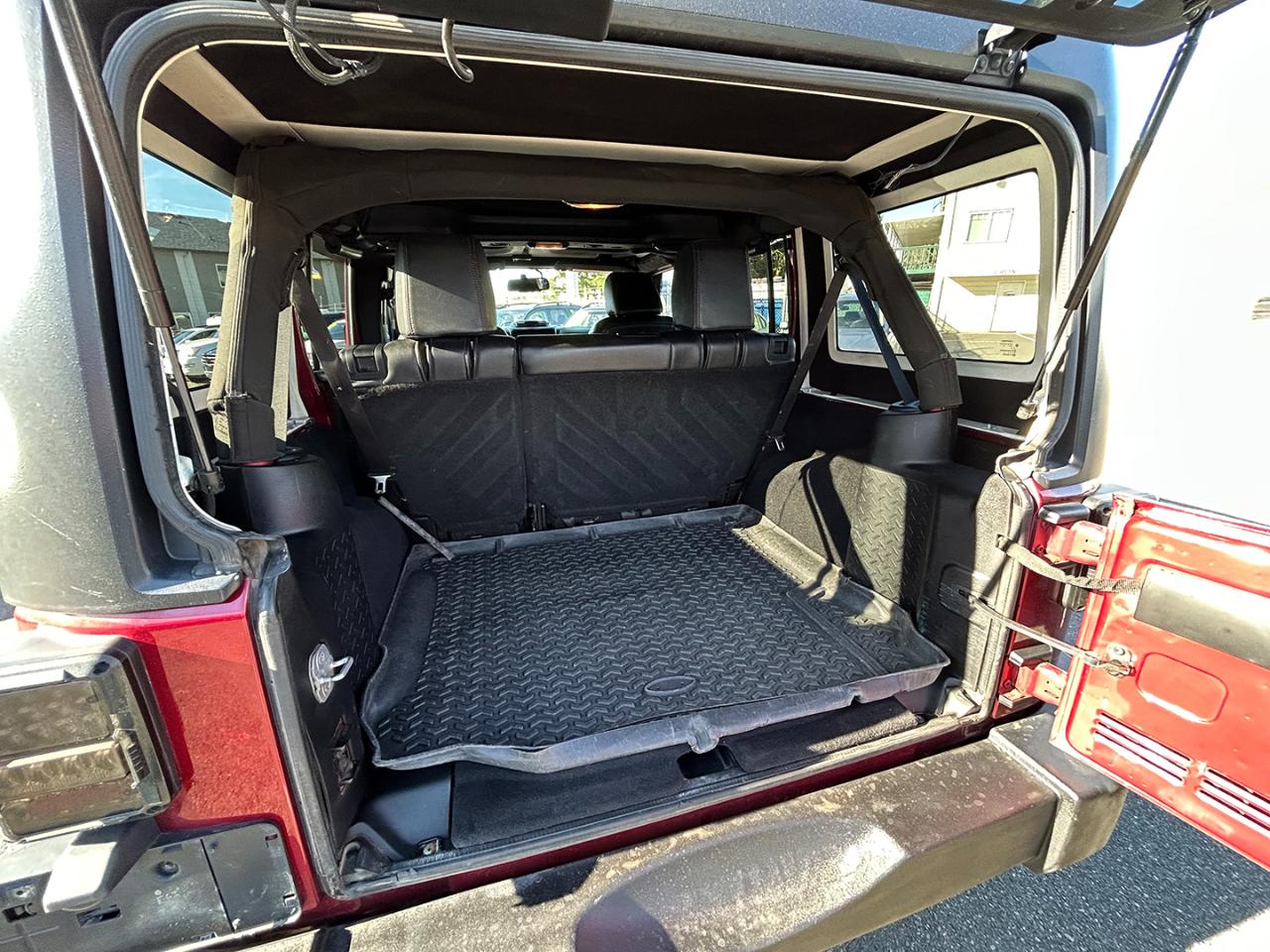 Jeep Wrangler Unlimited 4WD 4dr Sport 2013