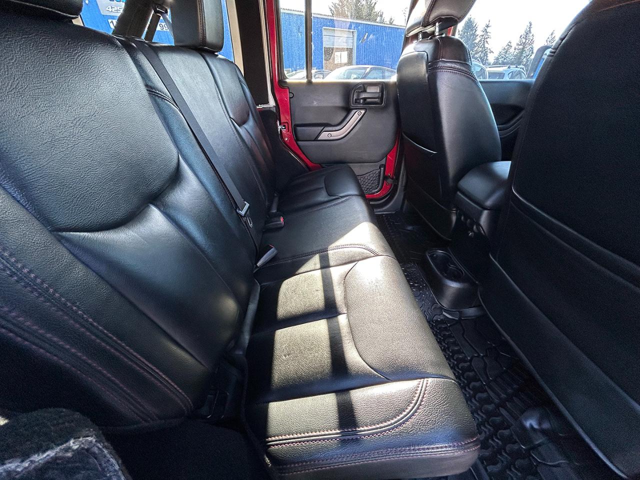 Jeep Wrangler Unlimited 4WD 4dr Sport 2013