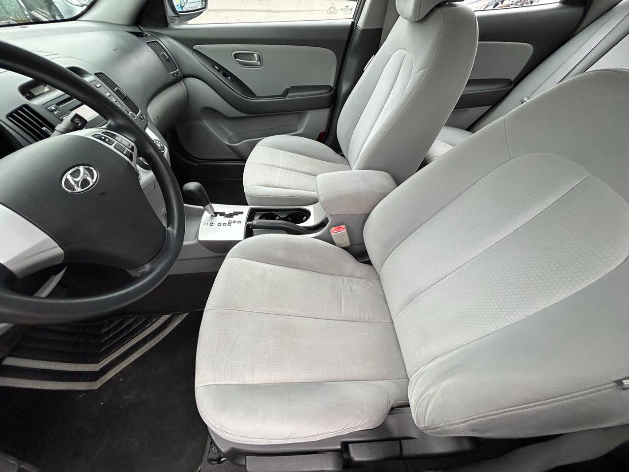 Hyundai Elantra 4dr Sdn Auto SE 2008