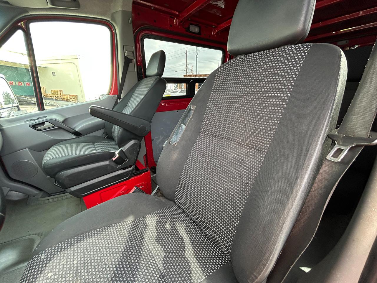 Dodge Sprinter 2500 144" 2008