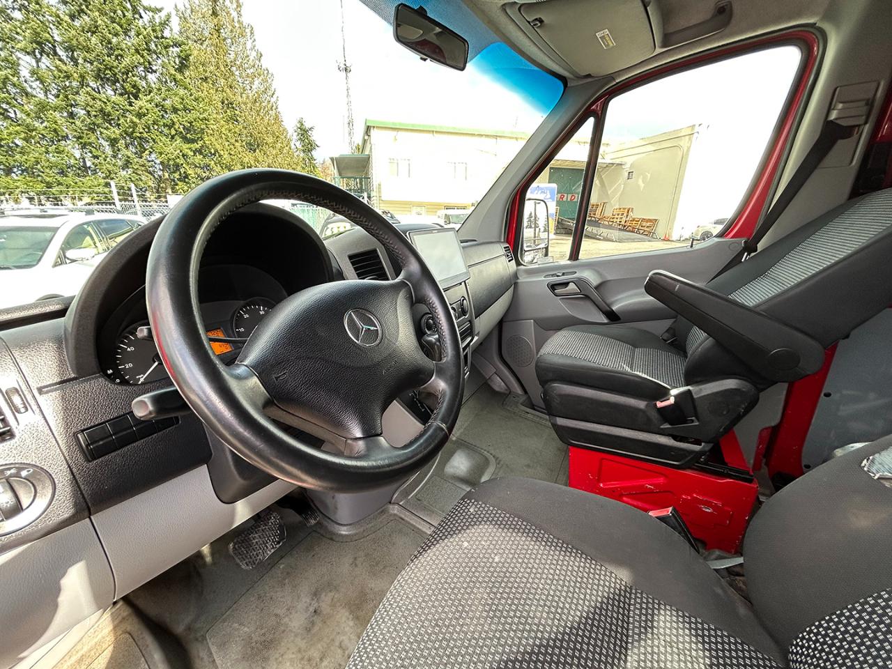 Dodge Sprinter 2500 144" 2008