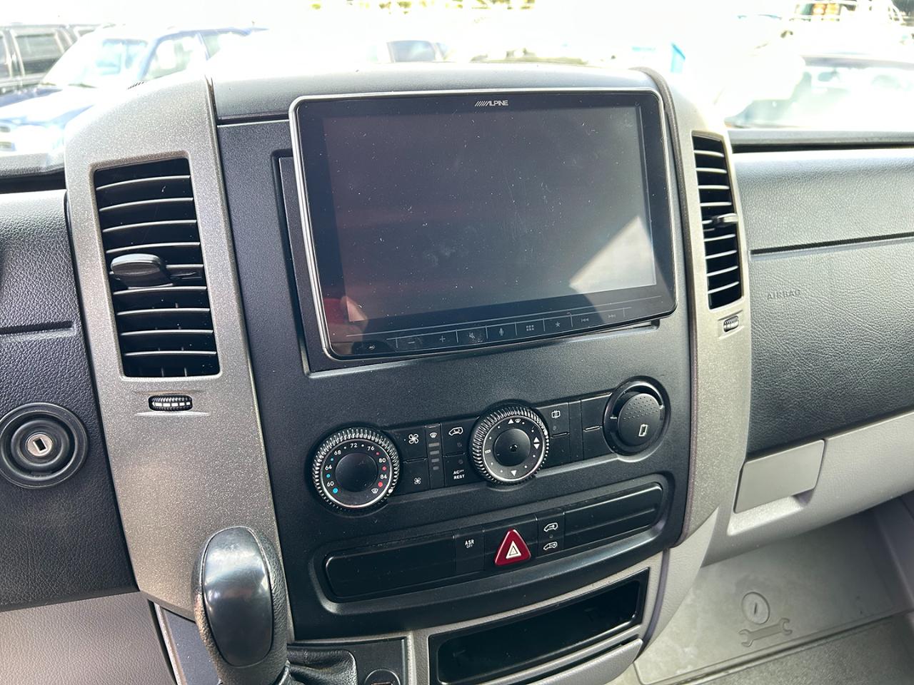 Dodge Sprinter 2500 144" 2008