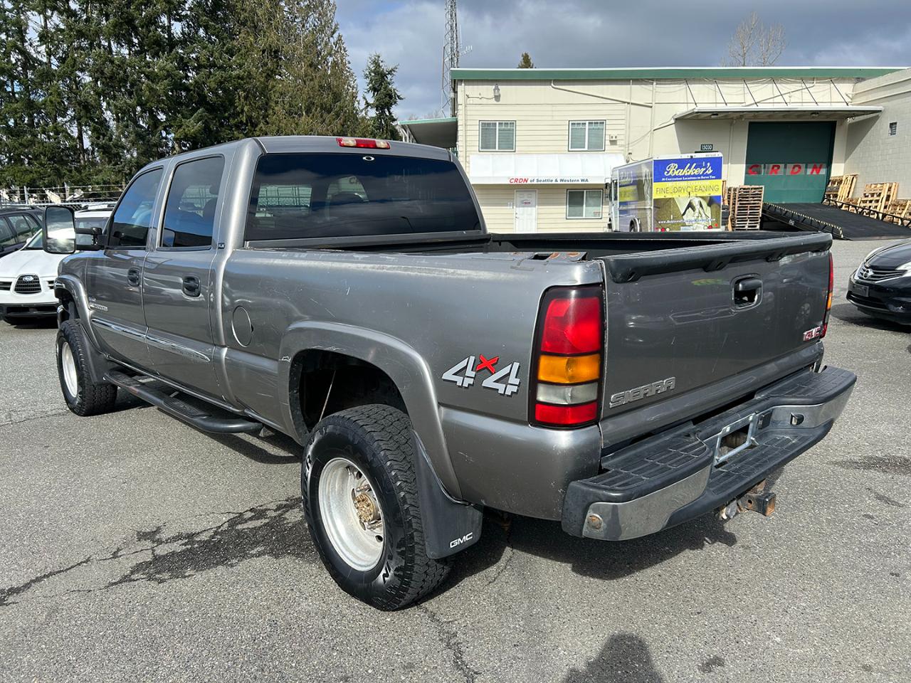 GMC Sierra 2500HD Classic 4WD Crew Cab 153" SLE1 2007