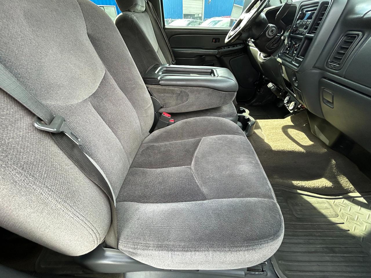 GMC Sierra 2500HD Classic 4WD Crew Cab 153" SLE1 2007