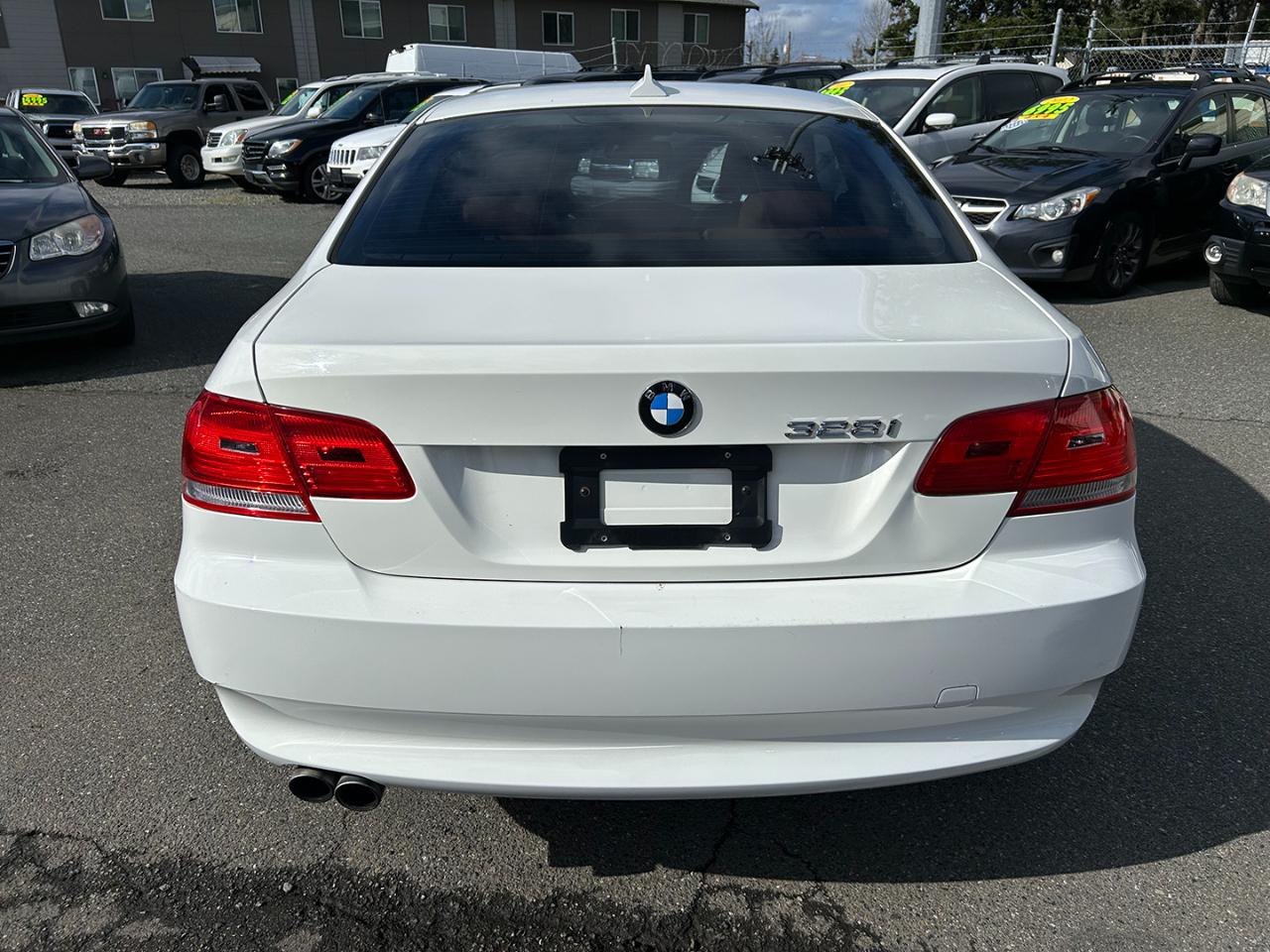 BMW 3 Series 2dr Cpe 328i xDrive AWD 2009