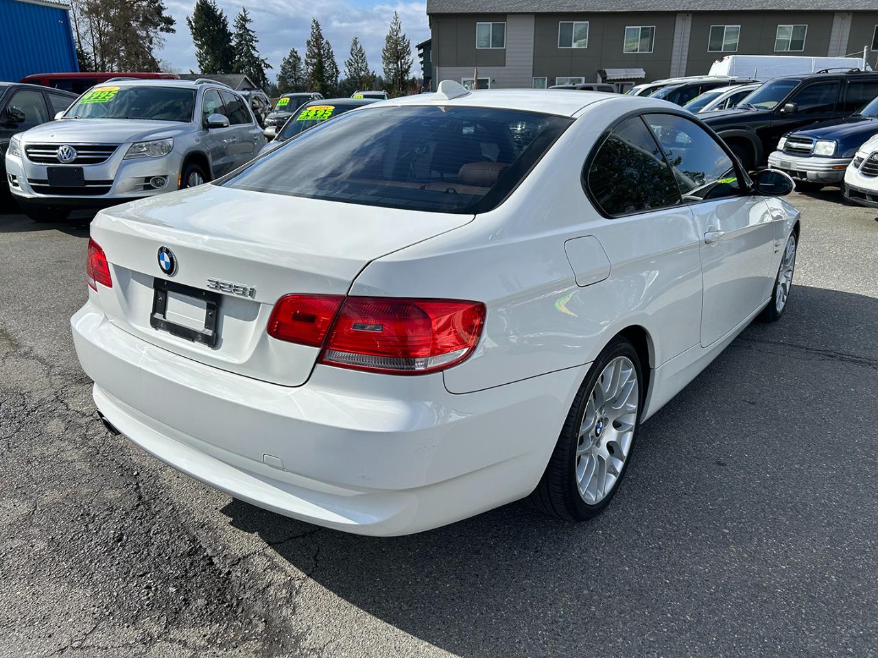 BMW 3 Series 2dr Cpe 328i xDrive AWD 2009