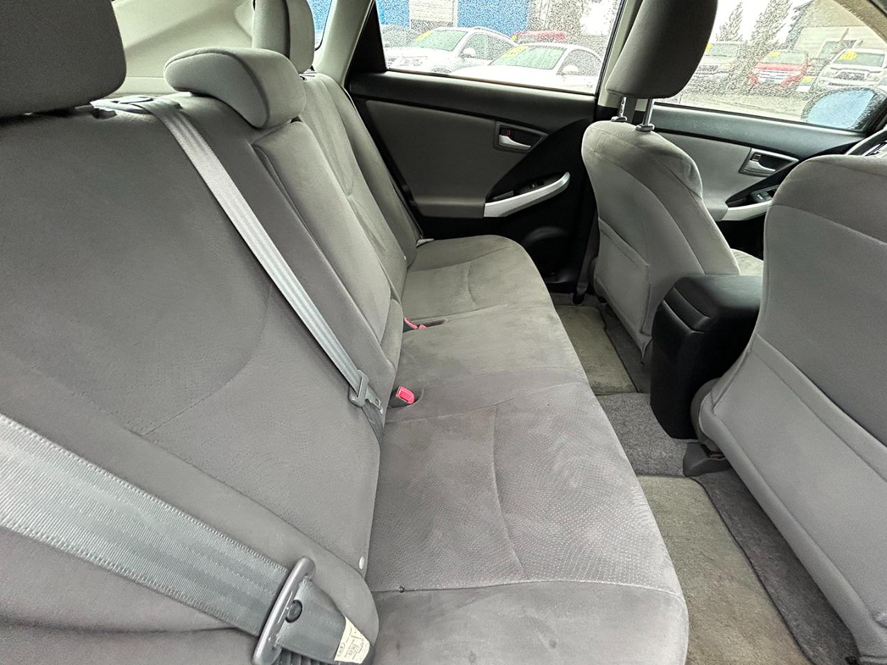 Toyota Prius 5dr HB Three (Natl) 2012