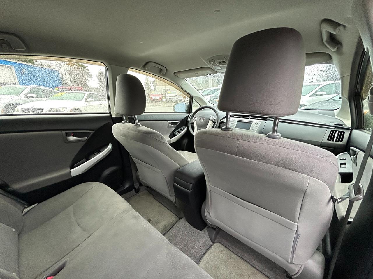 Toyota Prius 5dr HB Three (Natl) 2012