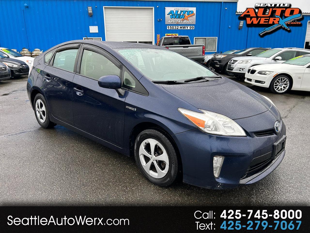 Toyota Prius 5dr HB Three (Natl) 2012