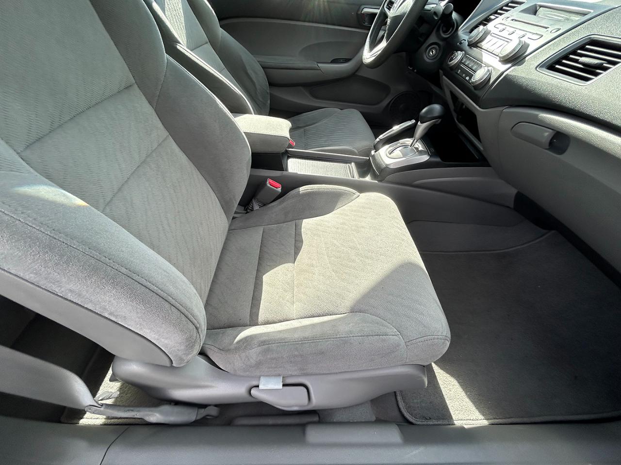 Honda Civic Cpe 2dr Auto LX 2009