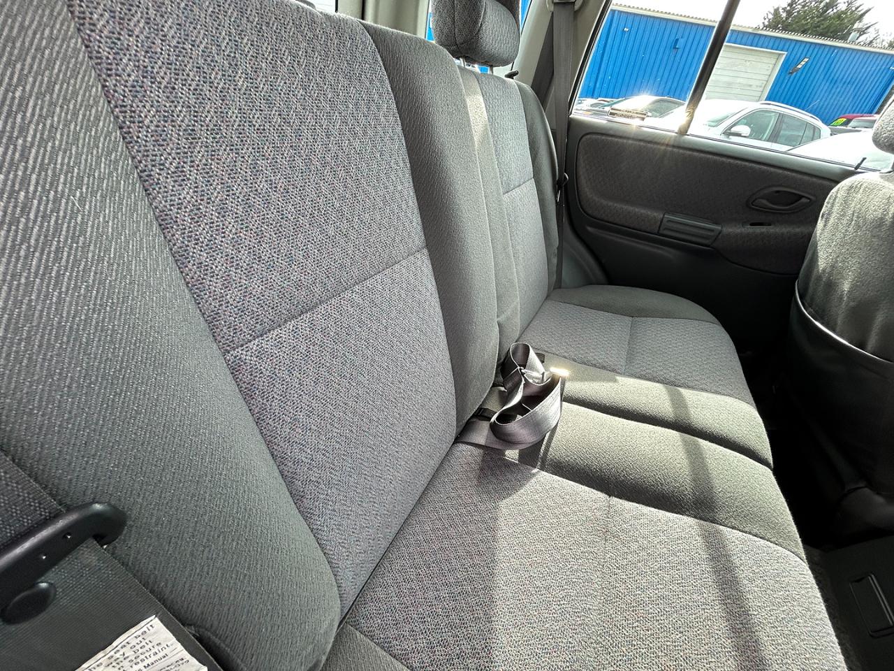 Chevrolet Tracker 4dr Hardtop 4WD Base 2002