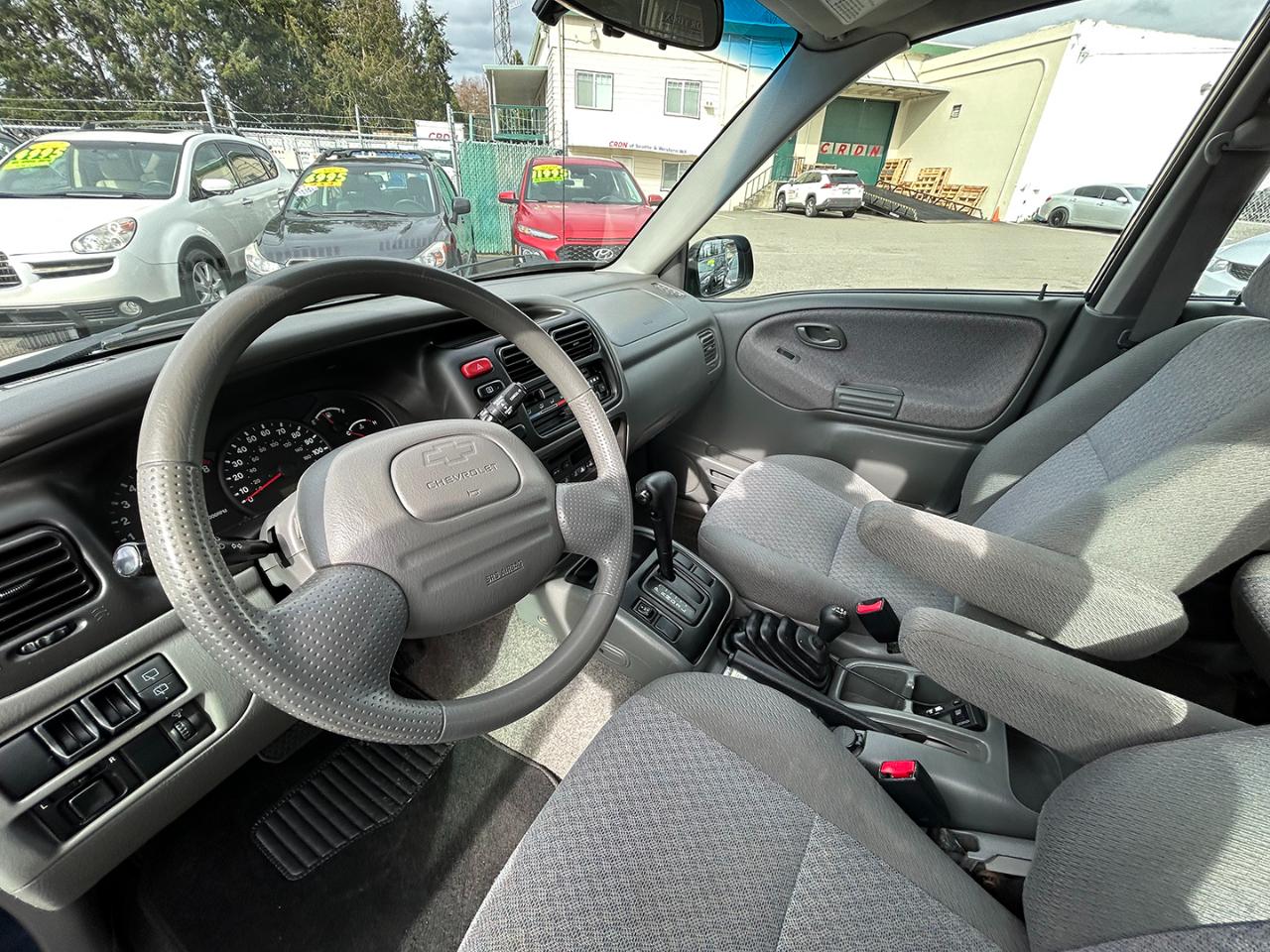 Chevrolet Tracker 4dr Hardtop 4WD Base 2002