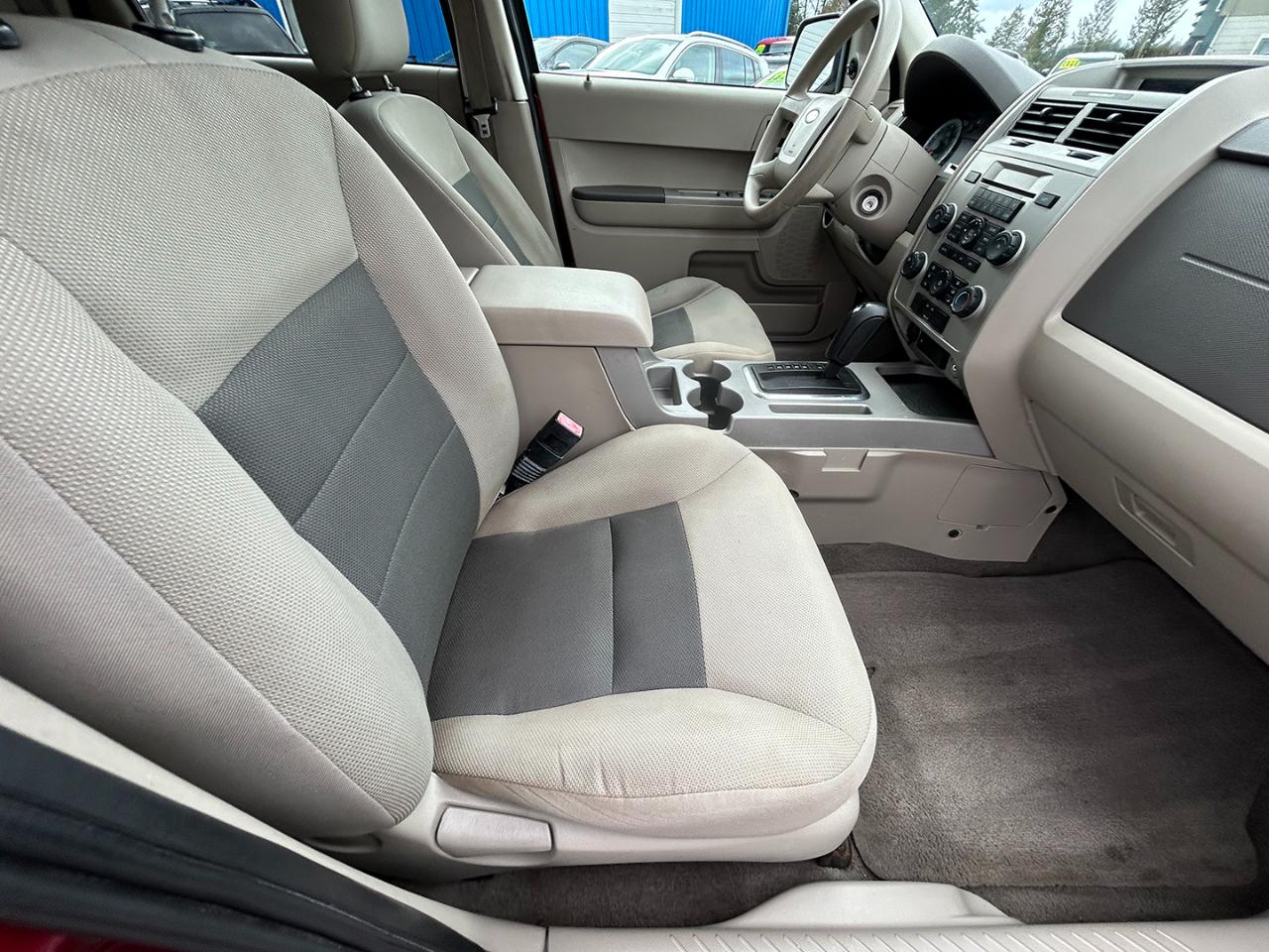 Ford Escape FWD 4dr V6 Auto XLT 2008