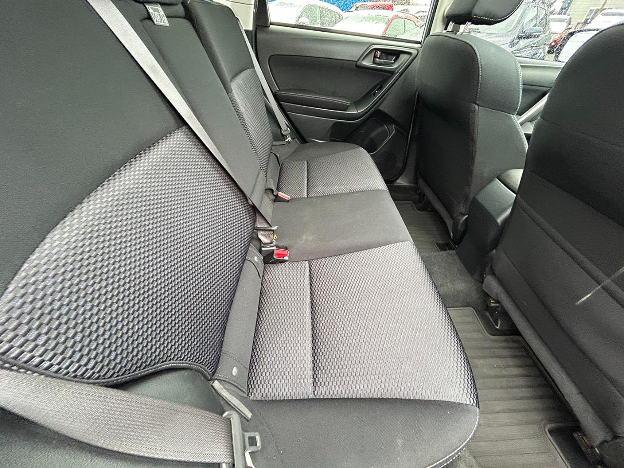 Subaru Forester 4dr CVT 2.5i Premium PZEV 2015