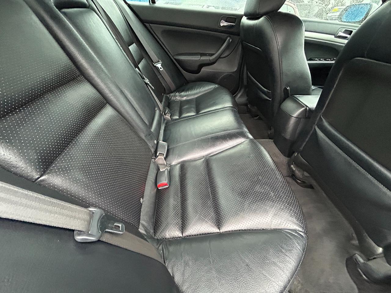 Acura TSX 4dr Sdn AT Navi 2006