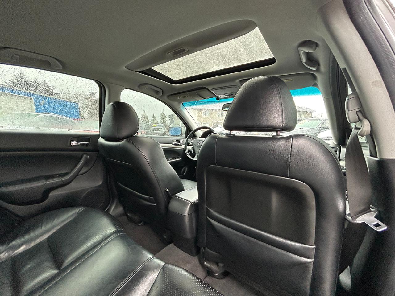 Acura TSX 4dr Sdn AT Navi 2006