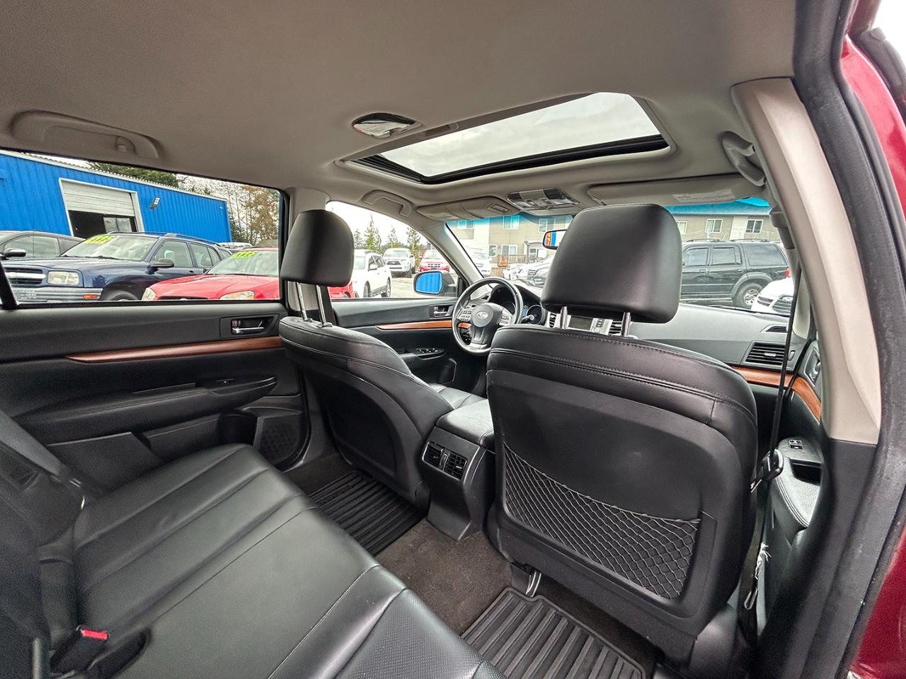 Subaru Outback 4dr Wgn H6 Auto 3.6R Limited 2013