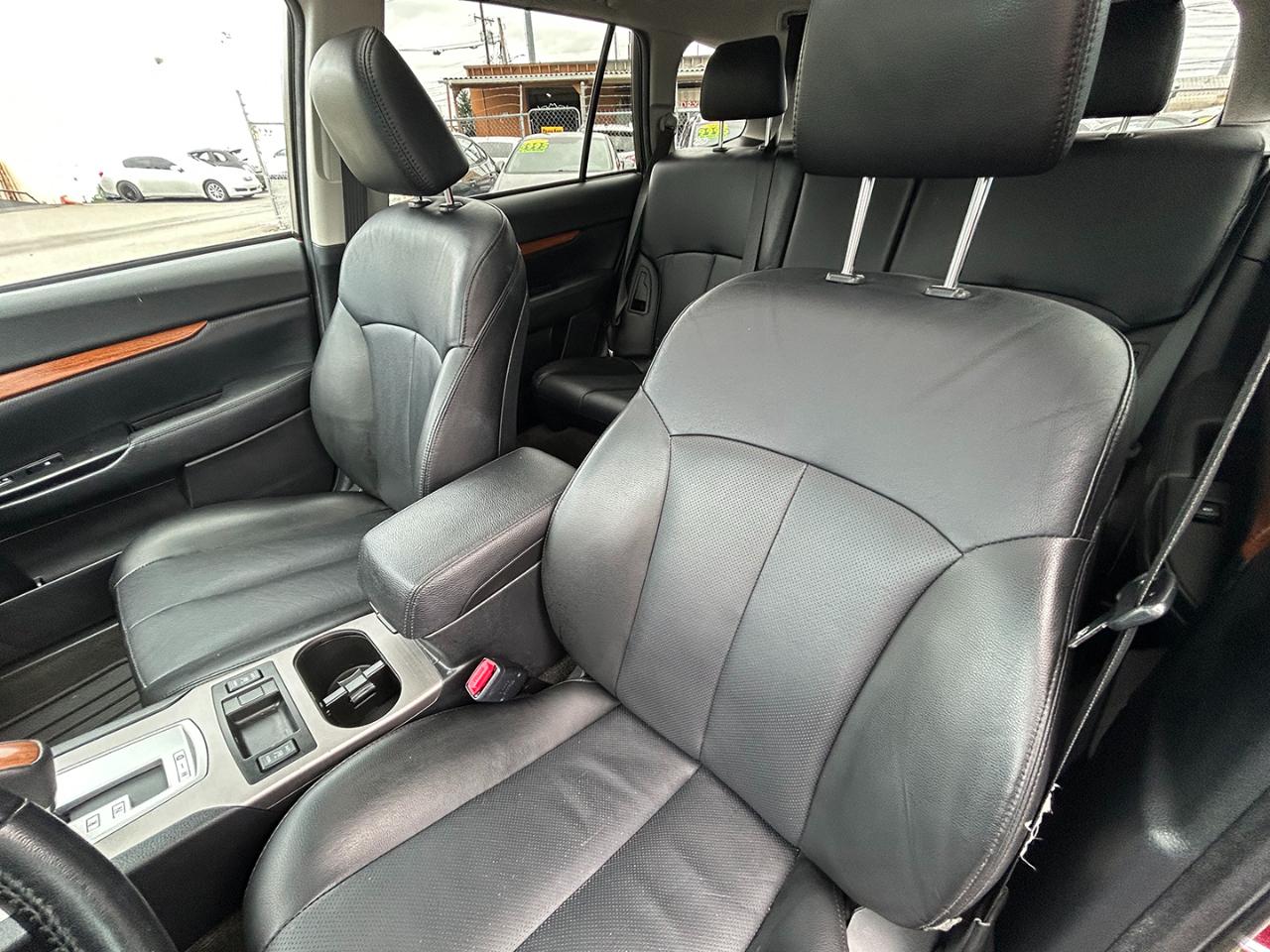 Subaru Outback 4dr Wgn H6 Auto 3.6R Limited 2013