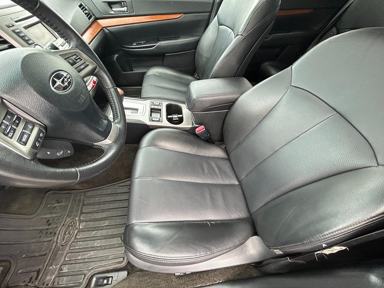 Subaru Outback 4dr Wgn H6 Auto 3.6R Limited 2013