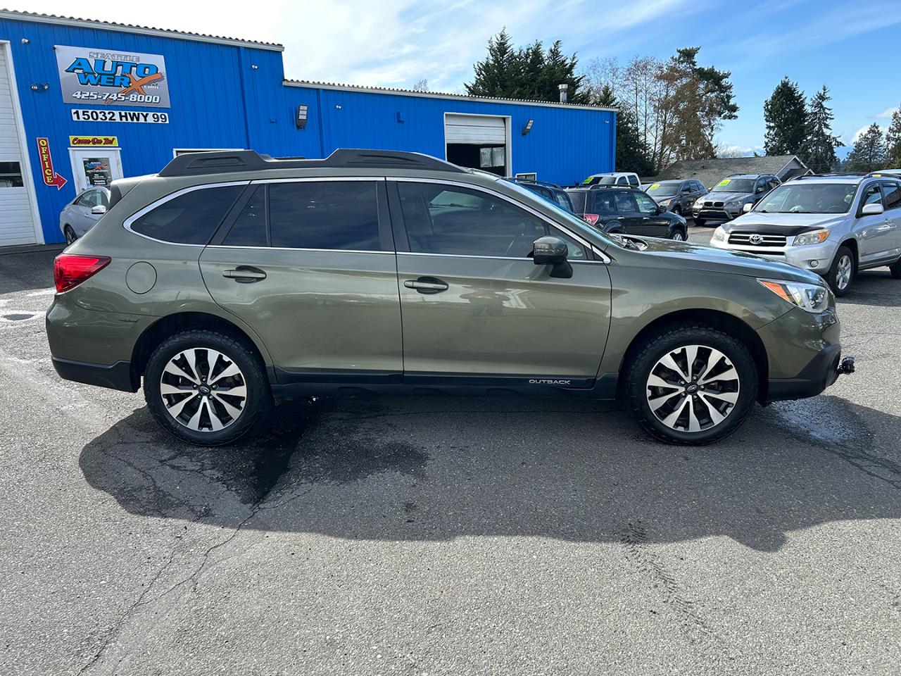 Subaru Outback 4dr Wgn 3.6R Limited 2015