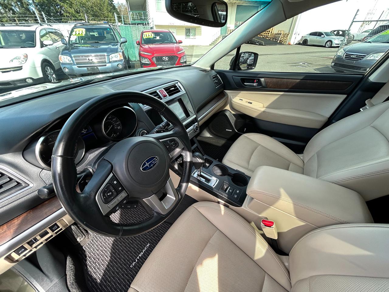 Subaru Outback 4dr Wgn 3.6R Limited 2015